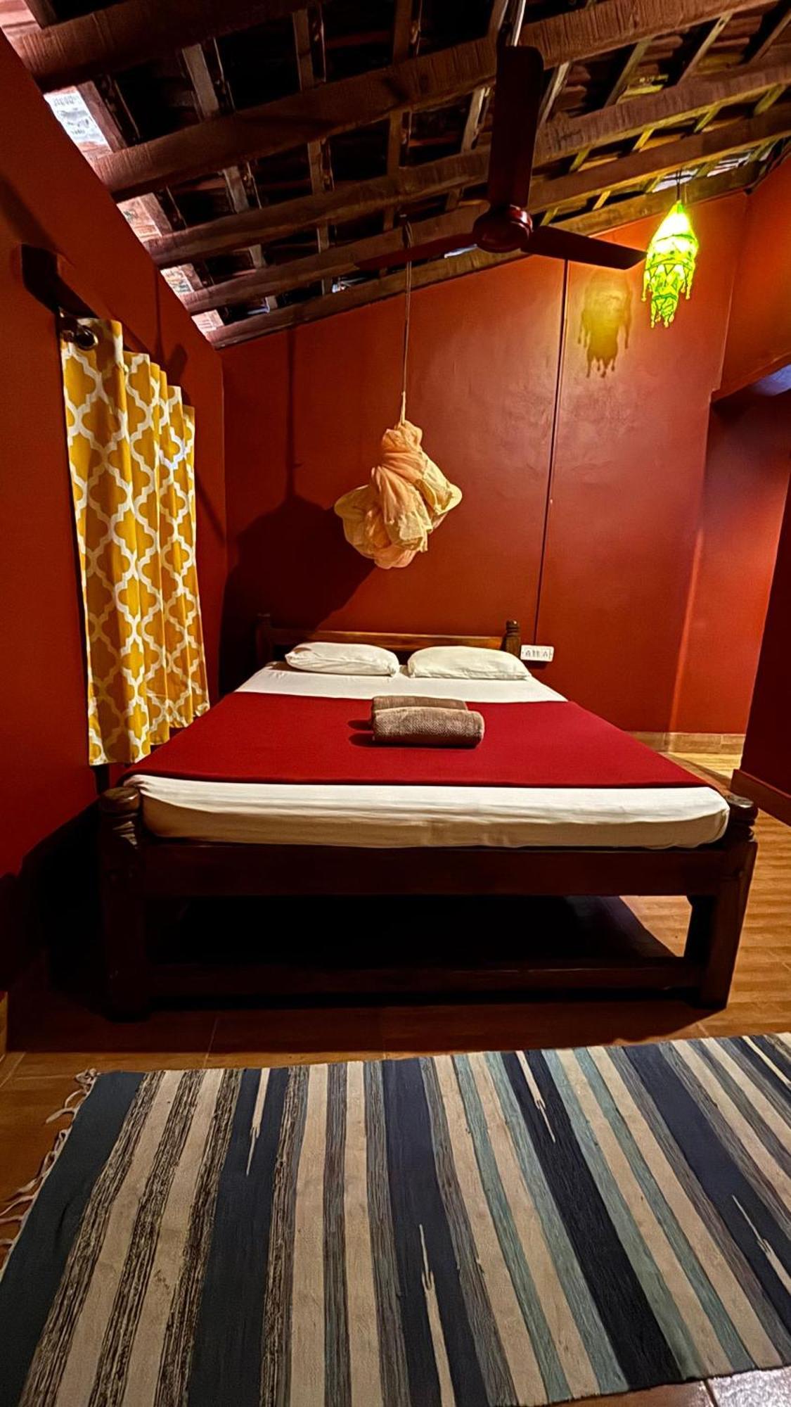 Hostelexp, Gokarna - A Slow-Paced Backpackers Community Eksteriør bilde